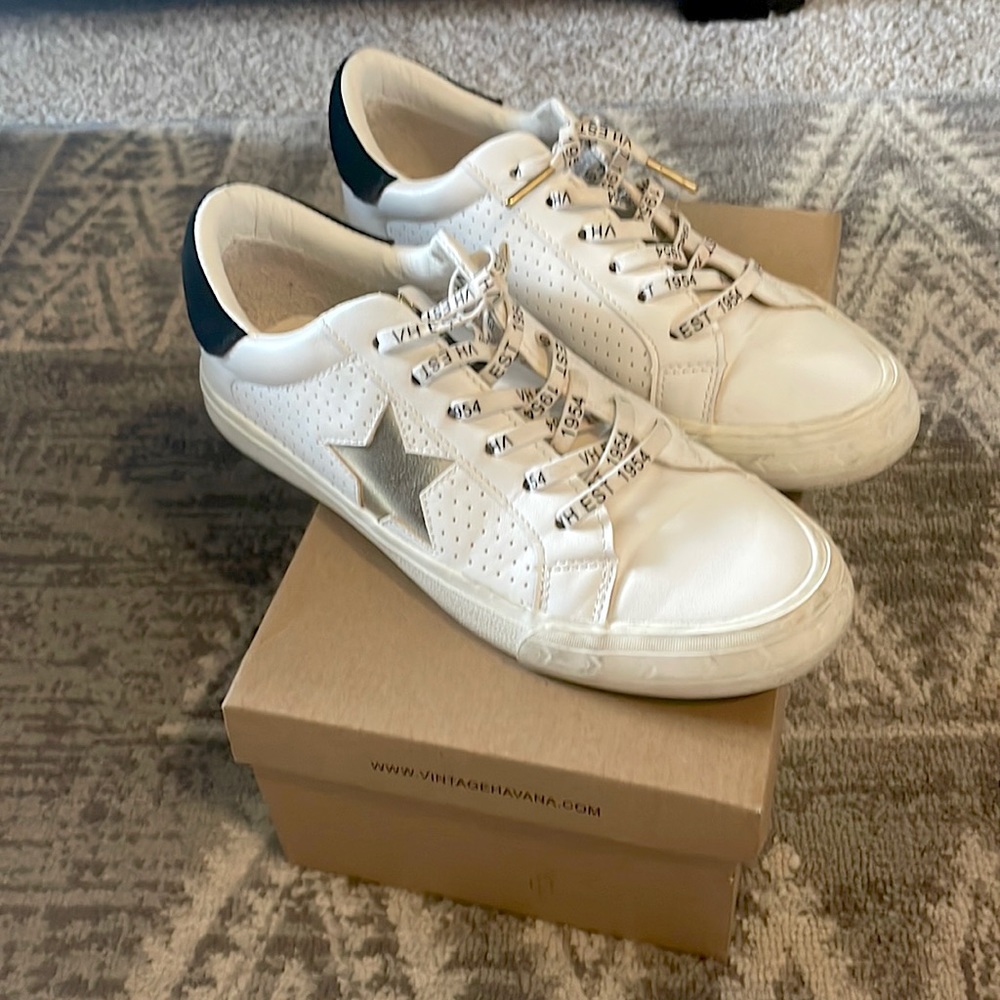 Vintage Havana 1954 Sneakers